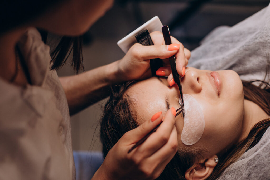 Get Flawless Skin at the Best Beauty Salon